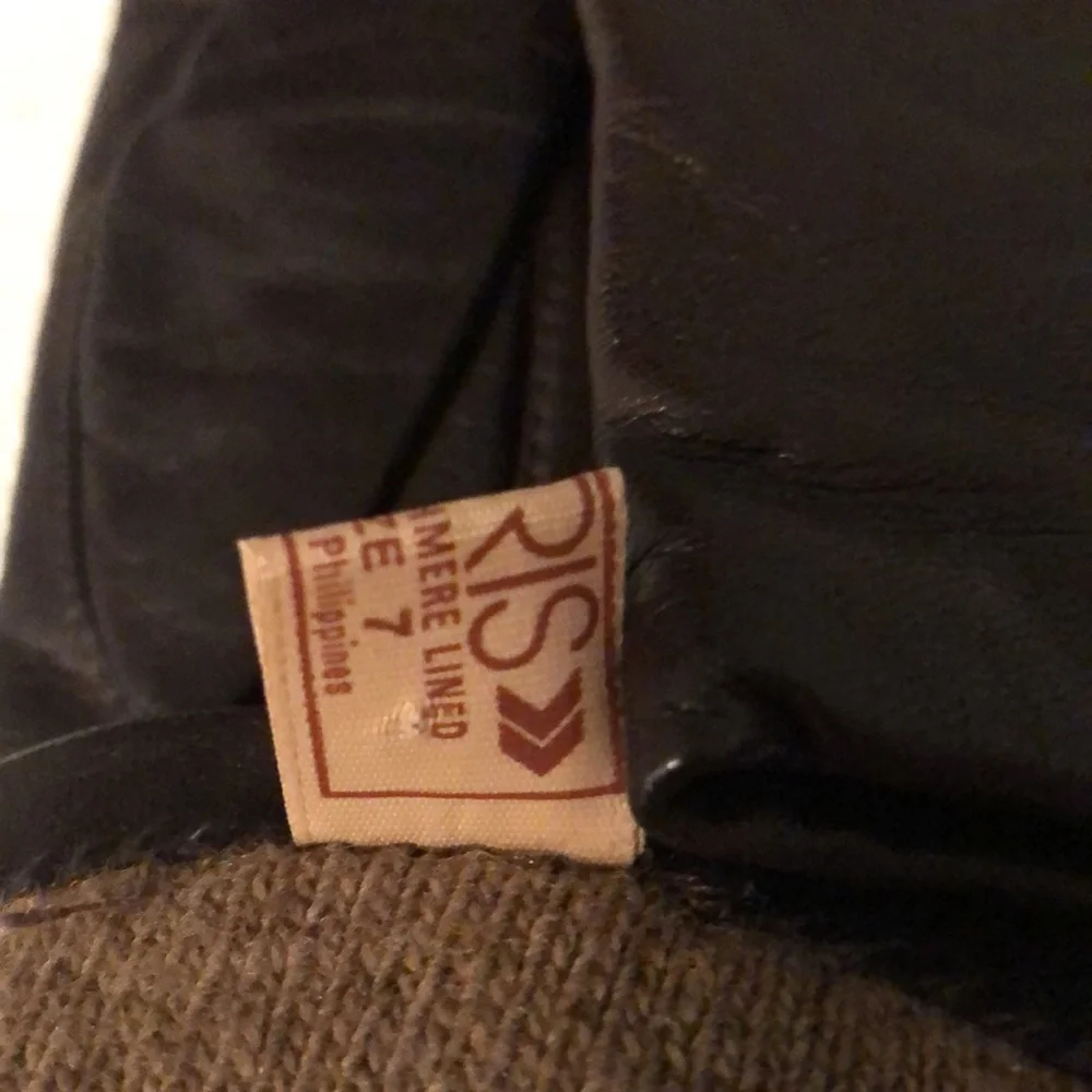 Brown gloves size 7